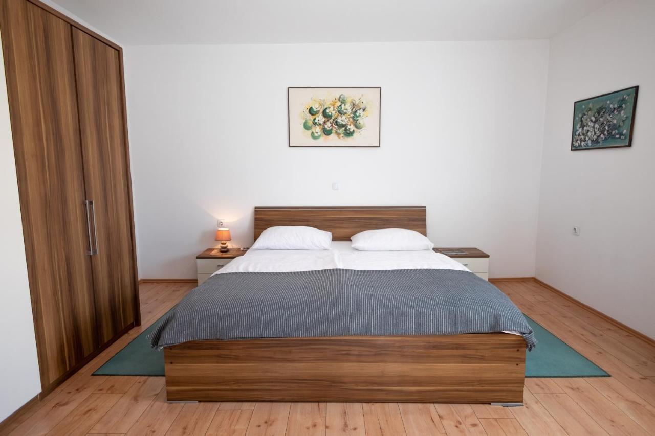 Apartmani Suzana 클레노비차 외부 사진