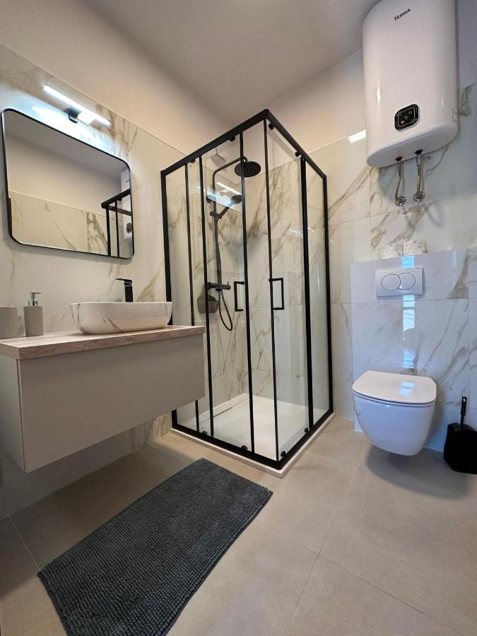 Apartmani Suzana 클레노비차 외부 사진