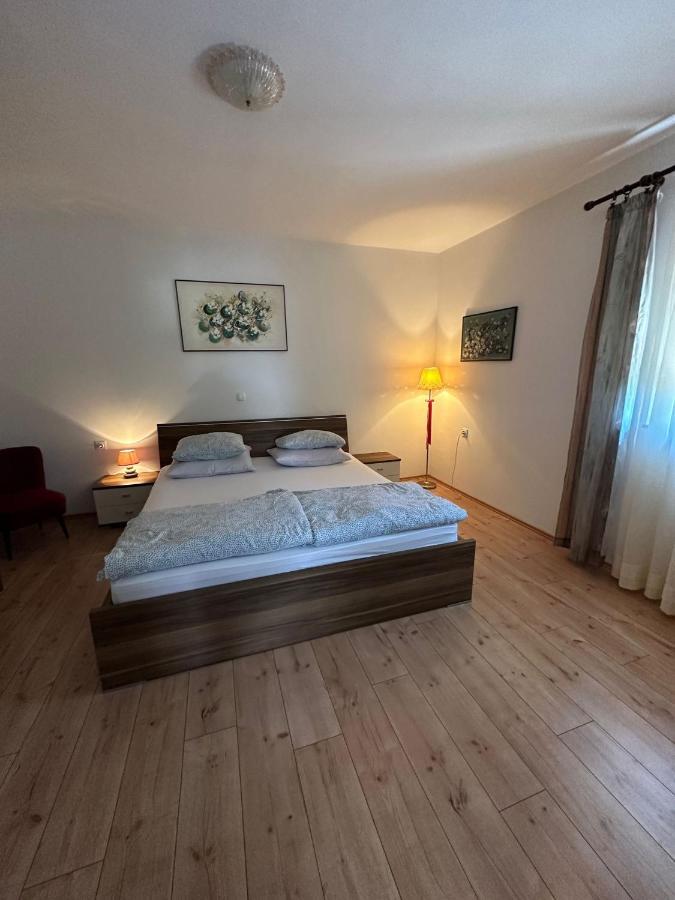 Apartmani Suzana 클레노비차 외부 사진